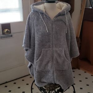 Poncho Robe Simply Vera Wang Plush